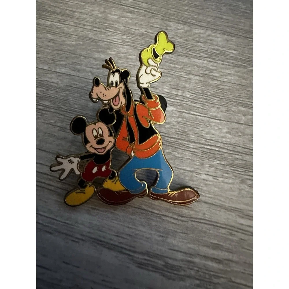 Disney Starter Trading Pin Friends Are Forever Mickey Mouse‎ & Goofy (5)